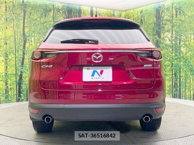 Mazda CX-8 2018-07 7961132-15