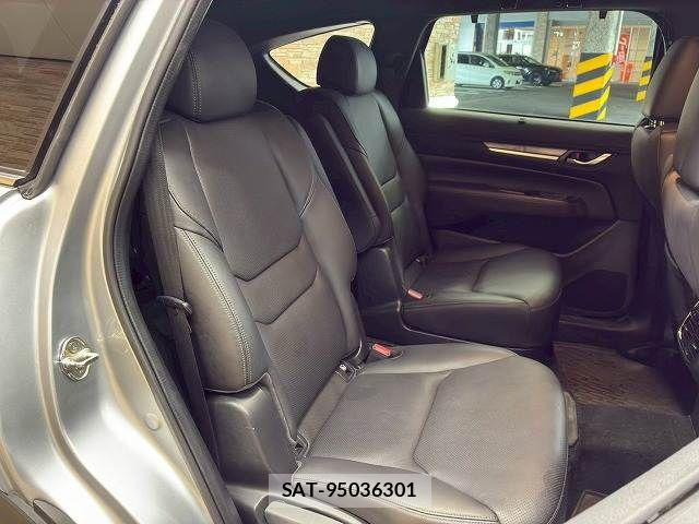 Mazda CX-8 2020-05 8145674-5
