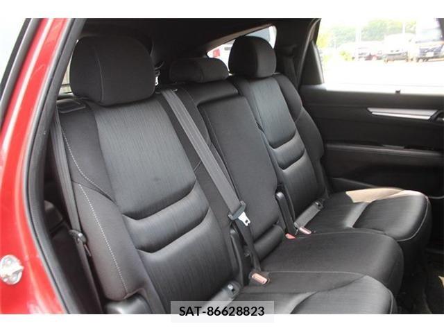 Mazda CX-8 2018-07 8158270-21