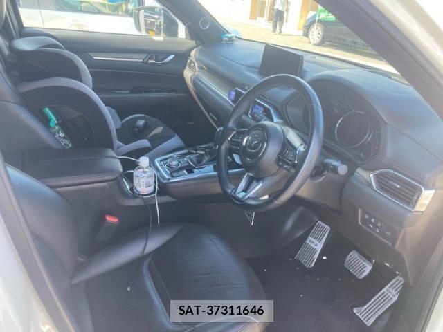 Mazda CX-8 2020-09 8229501-11