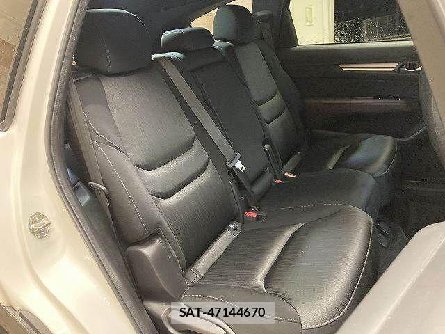 Mazda CX-8 2018-05 8245007-11
