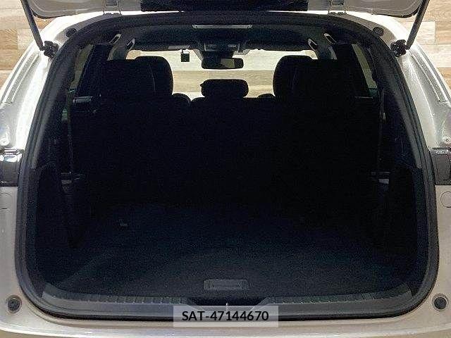 Mazda CX-8 2018-05 8245007-13