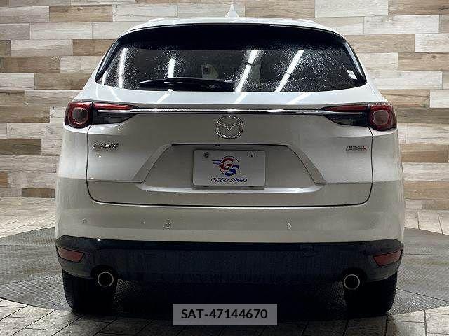 Mazda CX-8 2018-05 8245007-14