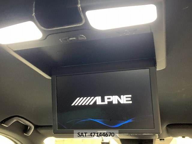 Mazda CX-8 2018-05 8245007-5