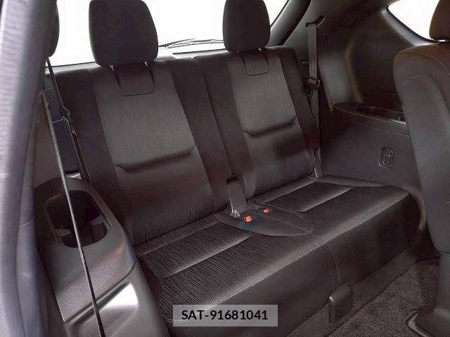 Mazda CX-8 2018-05 8245006-10