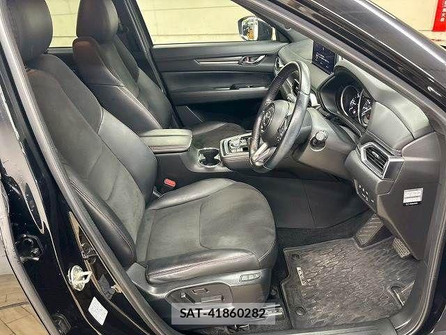 Mazda CX-8 2022-02 8245003-9