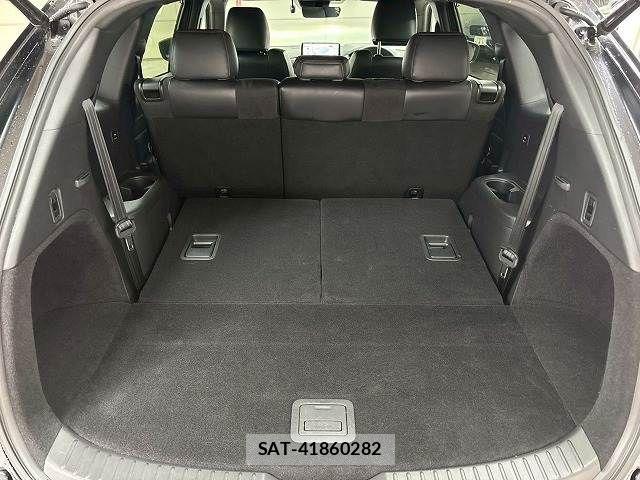 Mazda CX-8 2022-02 8245003-11