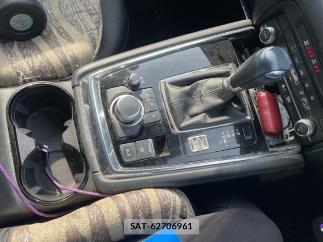 Mazda CX-8 2022-02 8314102-23