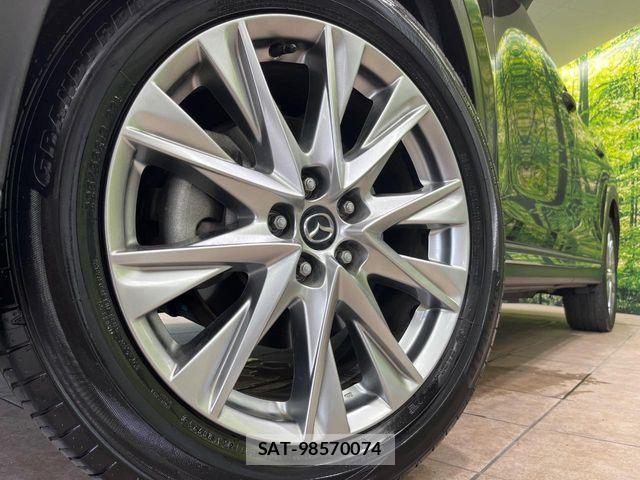 Mazda CX-8 2018-09 8335514-13