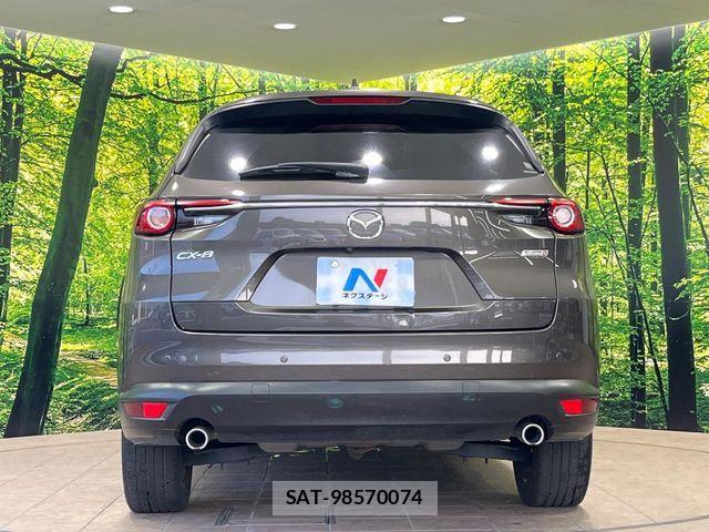 Mazda CX-8 2018-09 8335514-15
