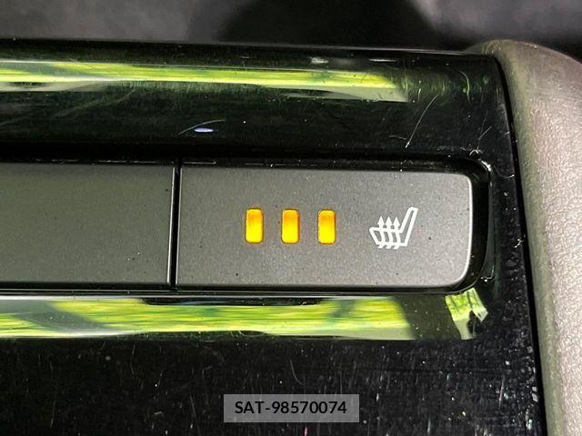 Mazda CX-8 2018-09 8335514-6