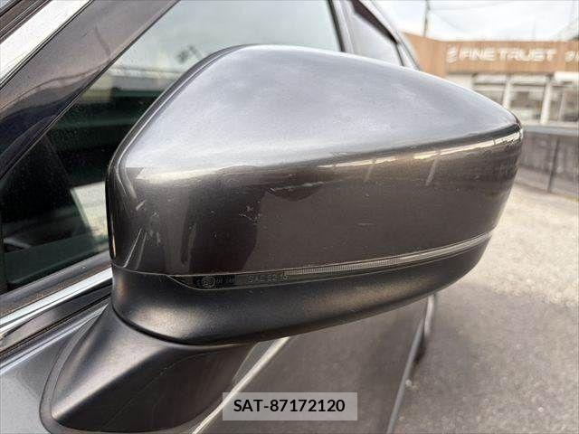 Mazda CX-8 2018-05 8335519-24