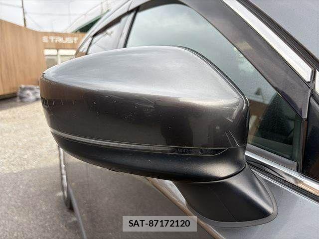 Mazda CX-8 2018-05 8335519-25