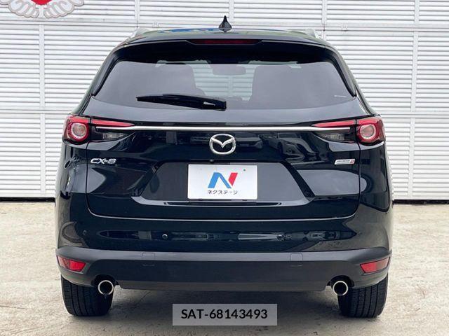 Mazda CX-8 2018-03 8335518-15