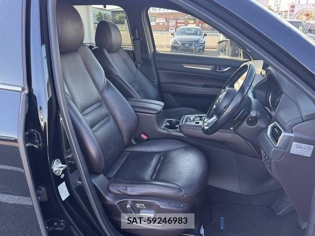 Mazda CX-8 2018-09 8354291-7