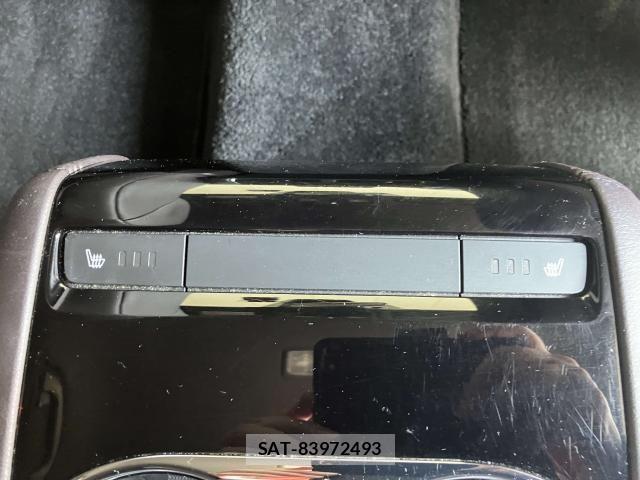 Mazda CX-8 2018-03 8365418-19