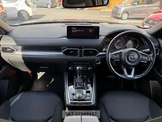 Mazda CX-8 2021-03 8365422-1