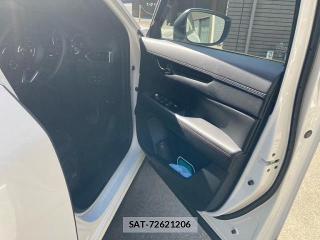 Mazda CX-8 2022-02 8365417-11