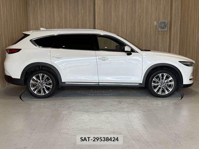 Mazda CX-8 2018-04 8411919-19