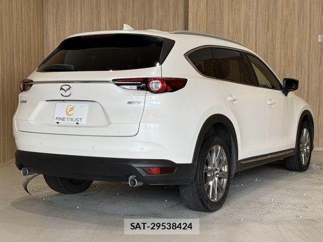 Mazda CX-8 2018-04 8411919-20
