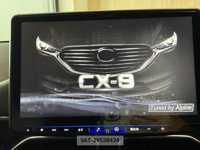 Mazda CX-8 2018-04 8411919-3