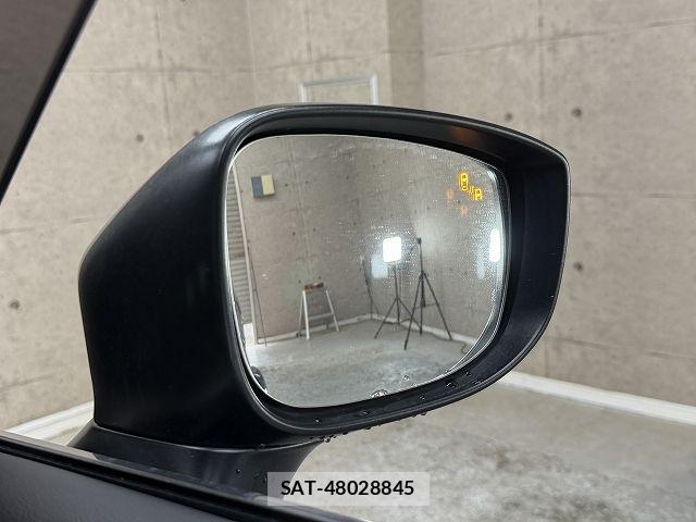 Mazda CX-8 2018-06 8411917-15