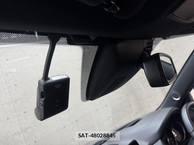 Mazda CX-8 2018-06 8411917-18
