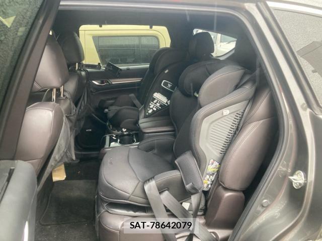 Mazda CX-8 2018-02 8411920-11