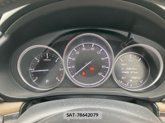 Mazda CX-8 2018-02 8411920-18