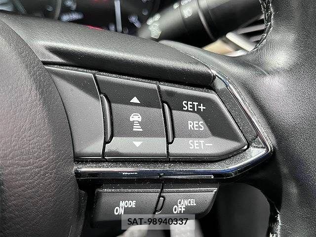 Mazda CX-8 2019-02 8485254-5