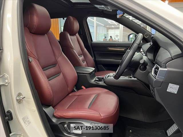 Mazda CX-8 2023-09 8524280-15