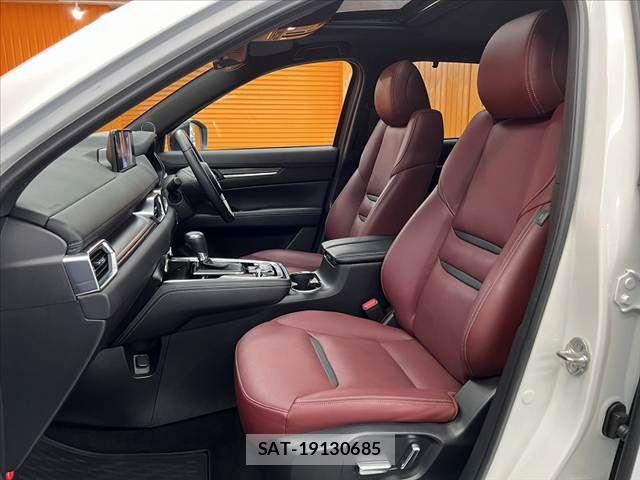 Mazda CX-8 2023-09 8524280-16