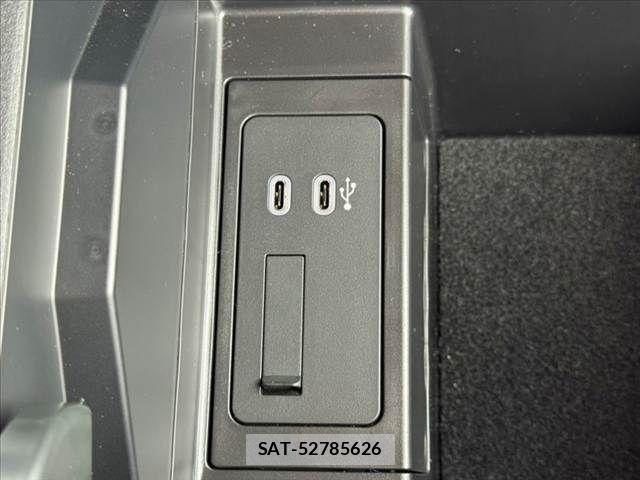 Mazda CX-8 2023-10 8561639-29