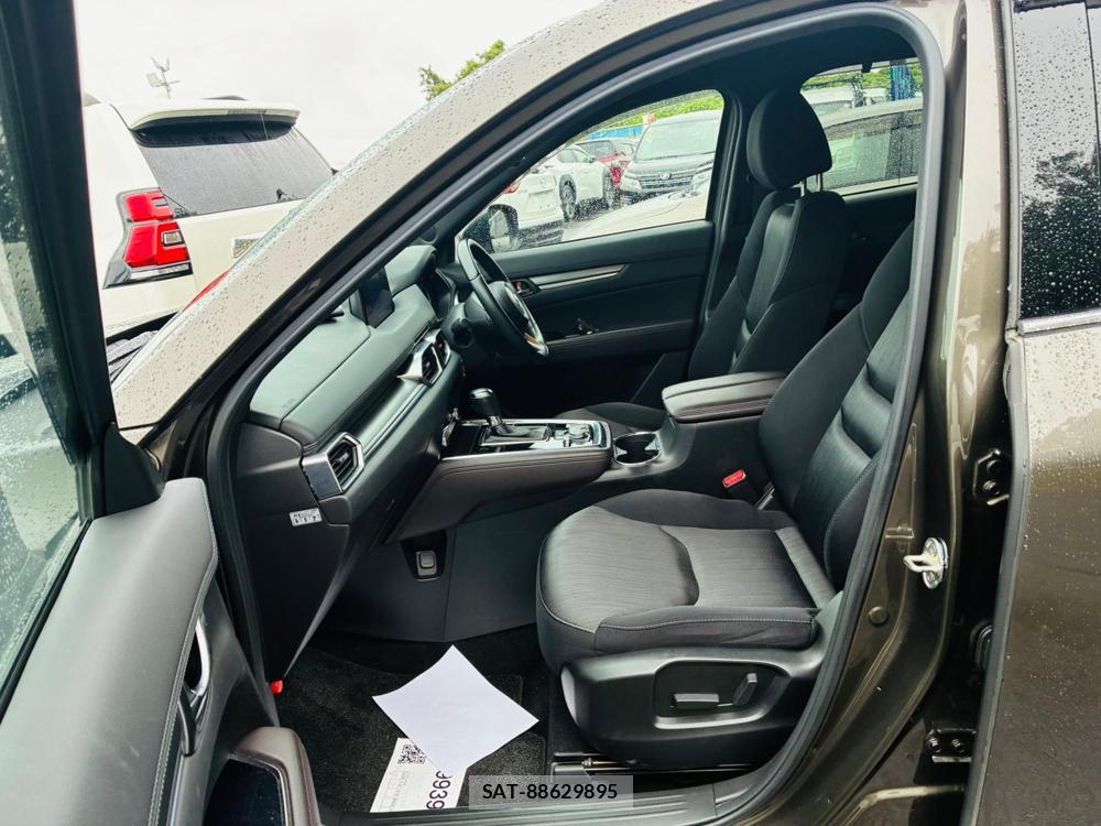 Mazda CX-8 2020-05 8532590-10