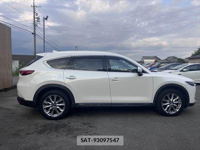 Mazda CX-8 2017-12 8626397-25