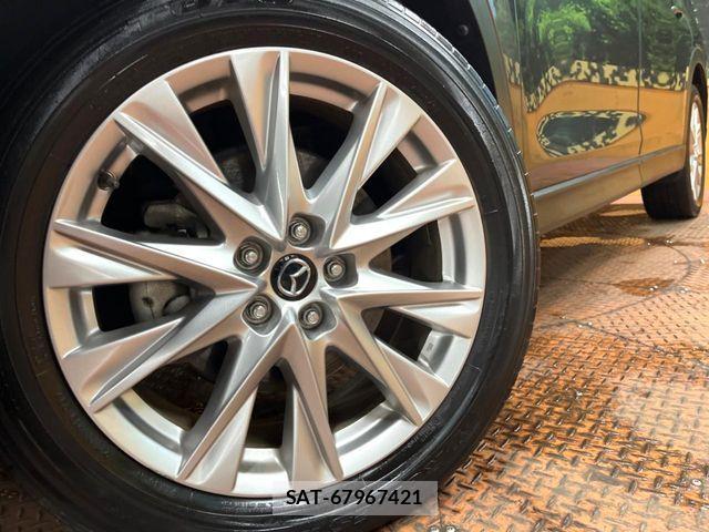 Mazda CX-8 2017-12 8741589-13