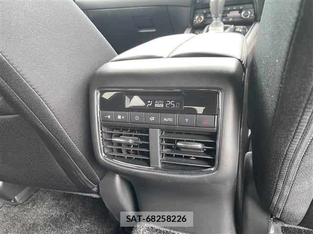 Mazda CX-8 2019-06 8779951-14