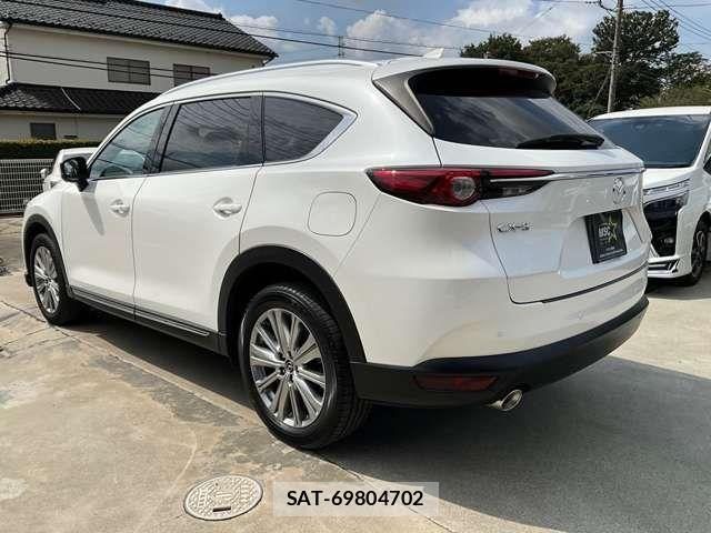 Mazda CX-8 2022-03 8828590-3