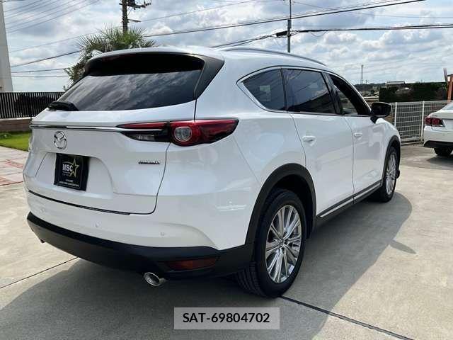 Mazda CX-8 2022-03 8828590-5