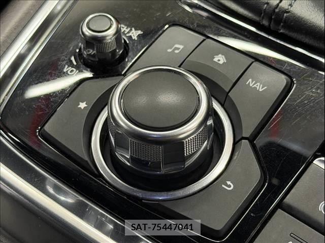 Mazda CX-8 2018-02 8848657-18