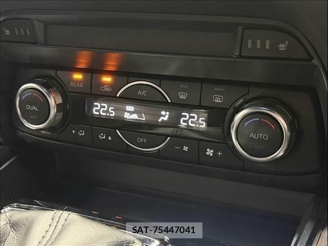 Mazda CX-8 2018-02 8848657-23