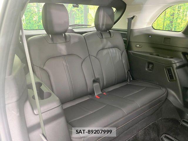 Mazda CX-80 2025-07 7020318-9