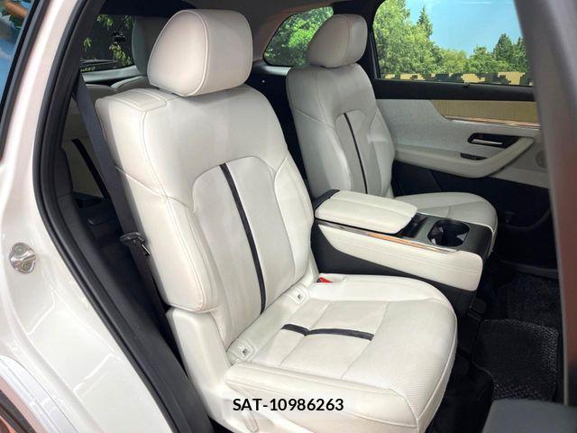 Mazda CX-80 2024-10 7562021-10
