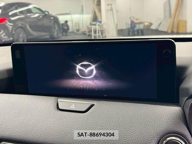 Mazda CX-80 2025-04 8145693-2