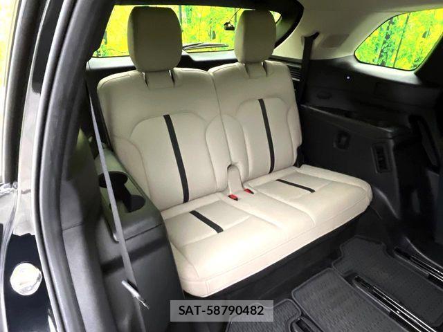 Mazda CX-80 2025-07 8524302-9
