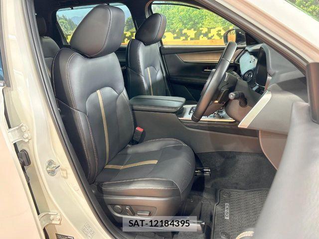 Mazda CX-80 2025-07 8666040-7