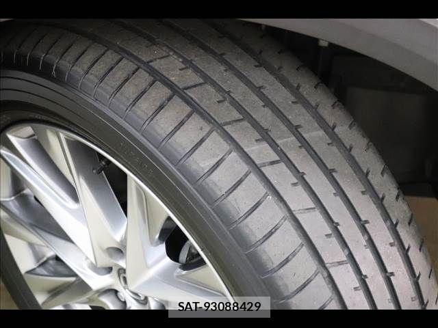 Mazda CX-8 2018-02 528851-24