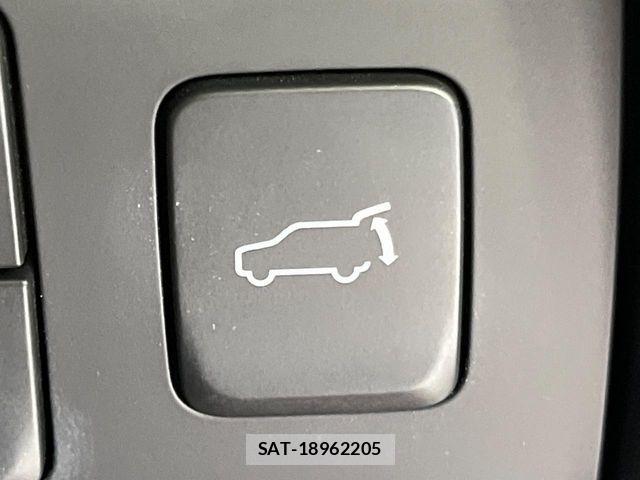 Mazda CX-8 2022-04 6213552-4
