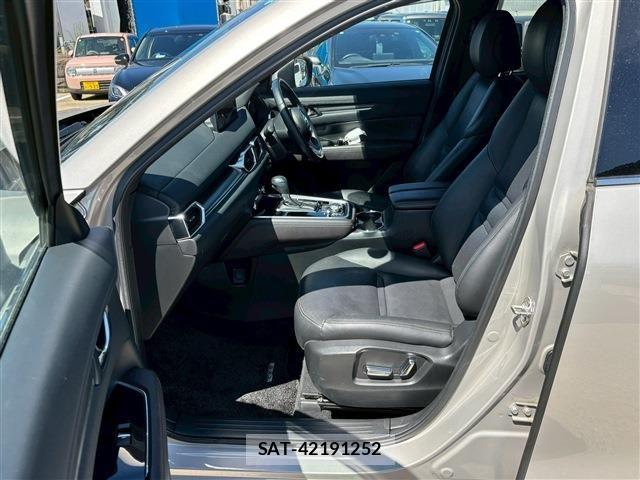 Mazda CX-8 2021-03 6213562-3