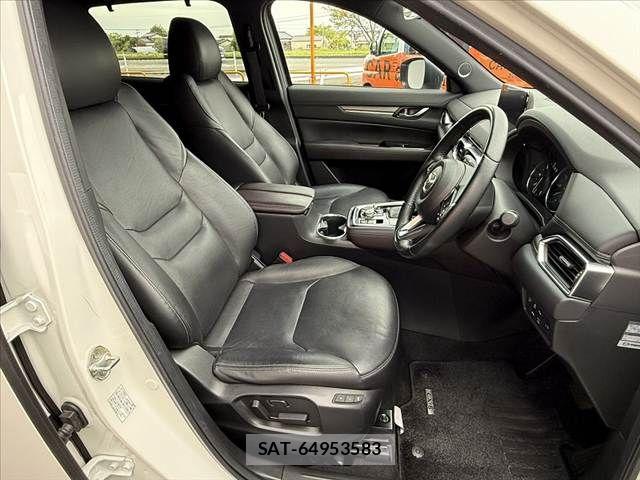 Mazda CX-8 2020-03 6263800-15